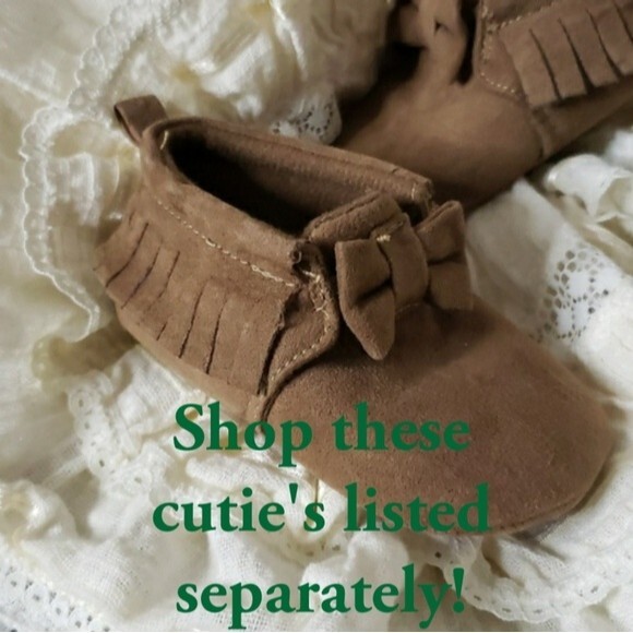 True VINTAGE Baby Girl's Cottagecore Prairie Ivory Crochet Lace Ruffle Dress - Picture 2 of 6